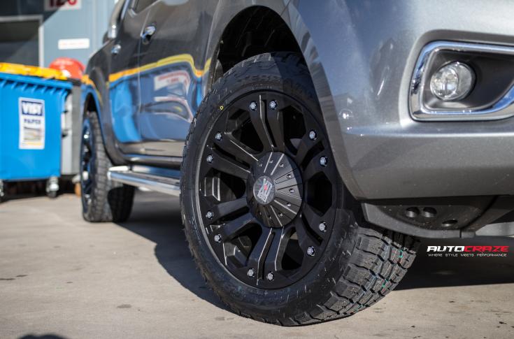 NISSAN NAVARA MONSTER XD MATTE BLACK